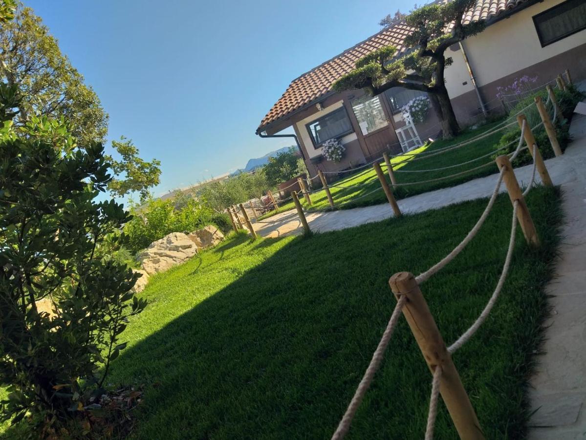Вілла La Collina Dei Cavalieri Belvedere Ostrense Екстер'єр фото